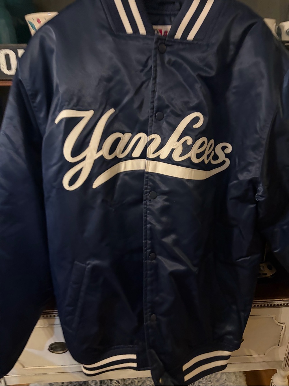 New York Yankees Navy Satin Bomber Jacket - Classic Script Authentic Majestic XL - Picture 2 of 9